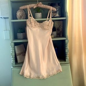Elegant Cream Lace Chemise